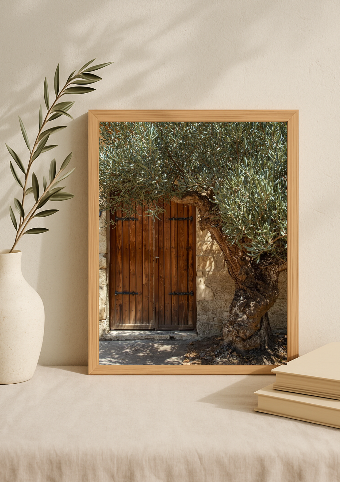Affiche style provençal – olivier et façade en pierre, décoration salon